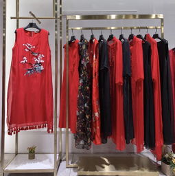 2019夏季廣州品牌女裝大碼真絲連衣裙批發指南 曬谷場一手貨源折扣直供